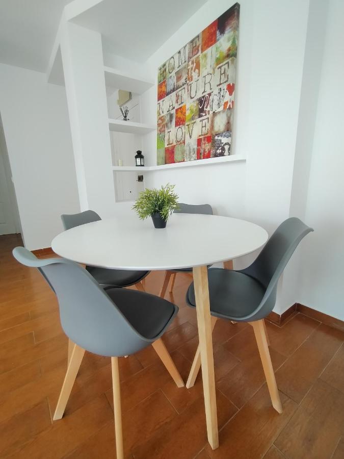 Апартаменти Apartamento Del Mercado Аямонте Екстер'єр фото